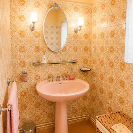 Maison Niclade بيت للعطل